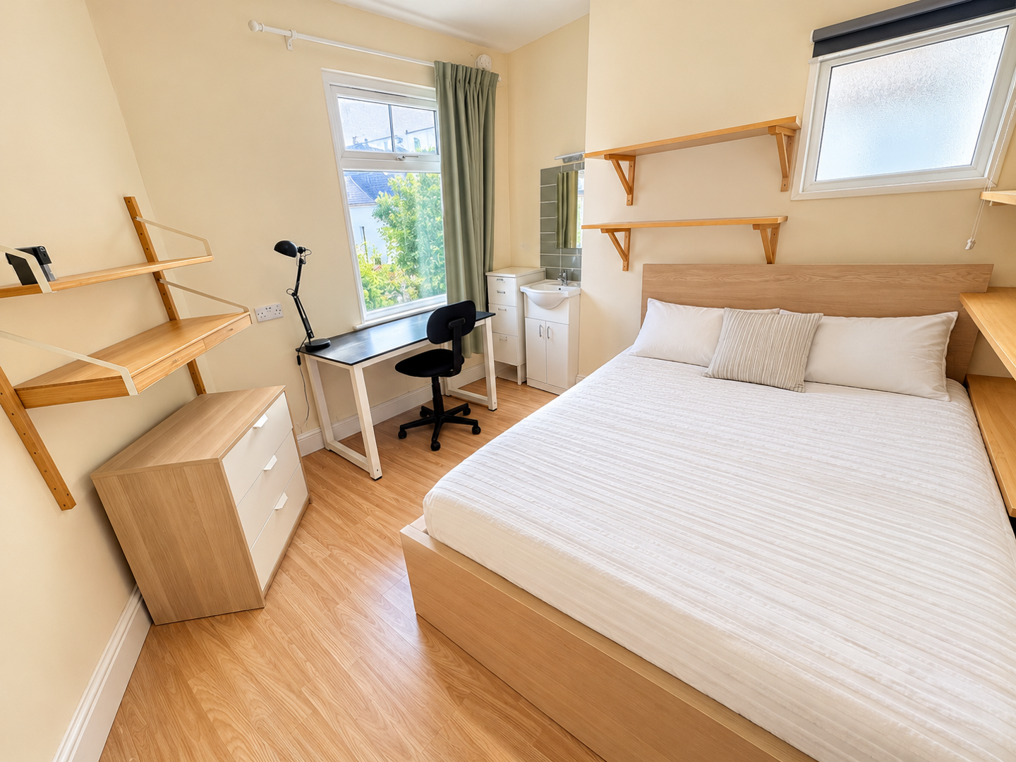 5 bed property in Keppoch Street, Cardiff
